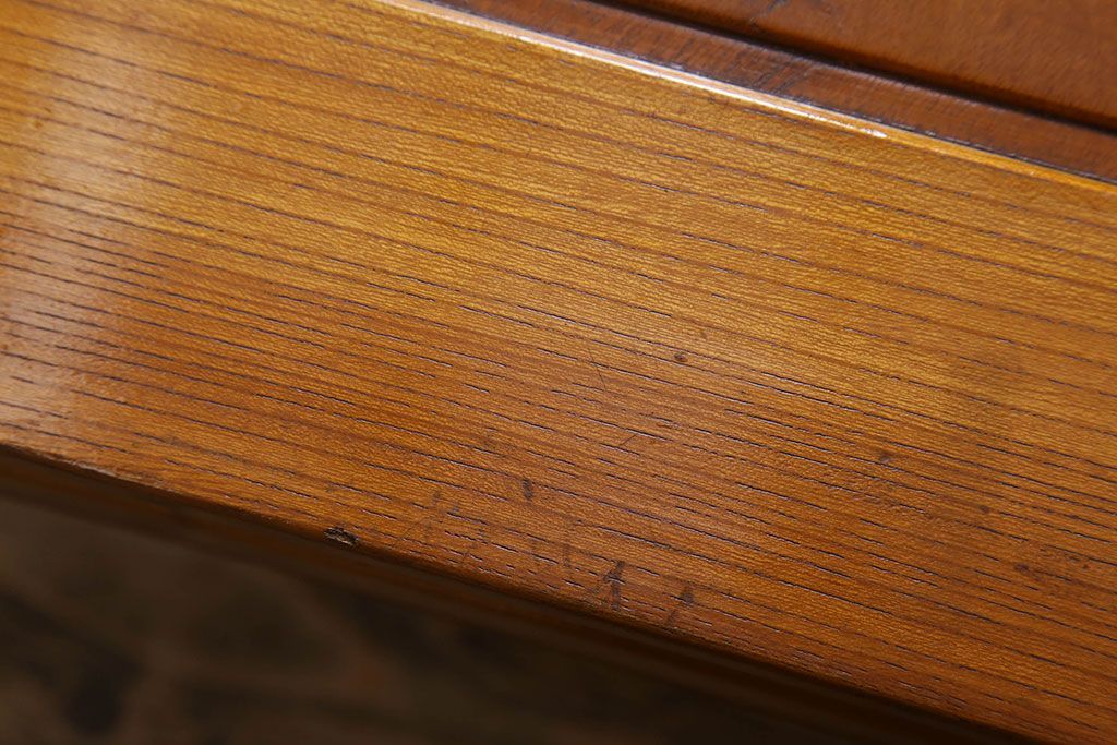 アンティーク家具　総欅材　和製アンティークの座卓(センターテーブル)