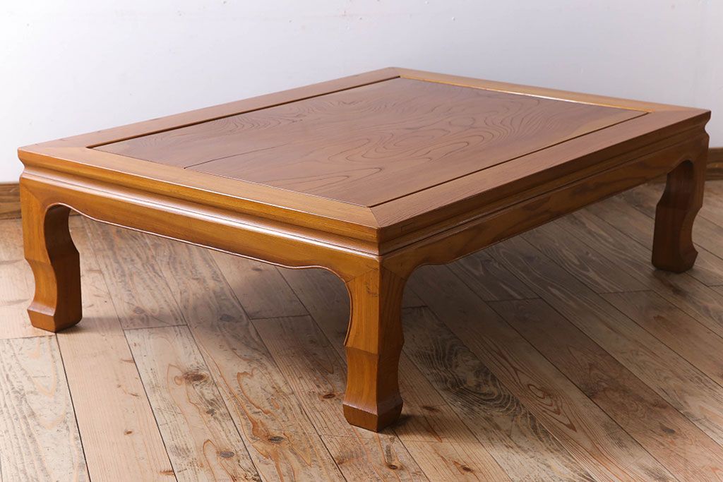 アンティーク家具　総欅材　和製アンティークの座卓(センターテーブル)