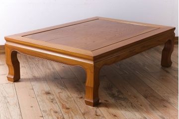 アンティーク家具　総欅材　和製アンティークの座卓(センターテーブル)