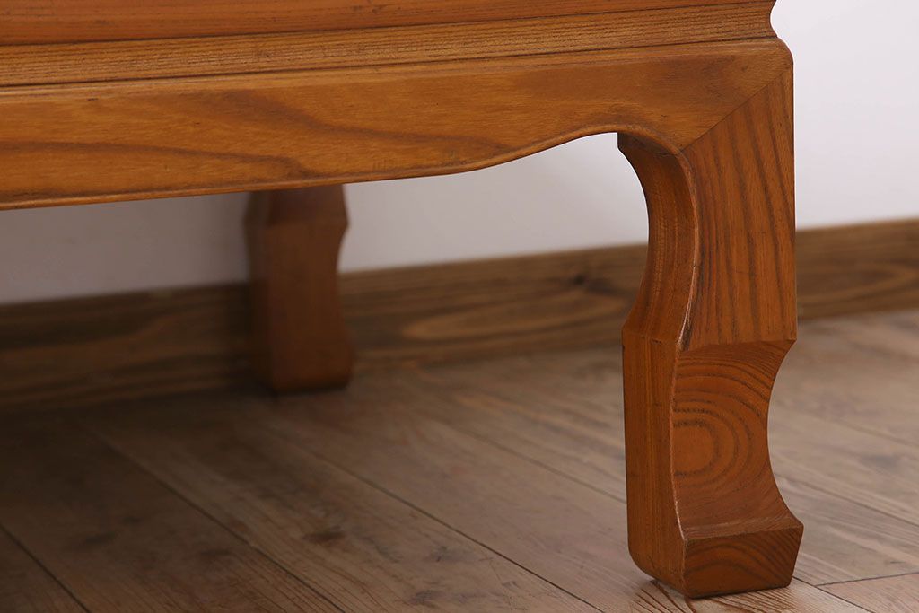 アンティーク家具　総欅材　和製アンティークの座卓(センターテーブル)