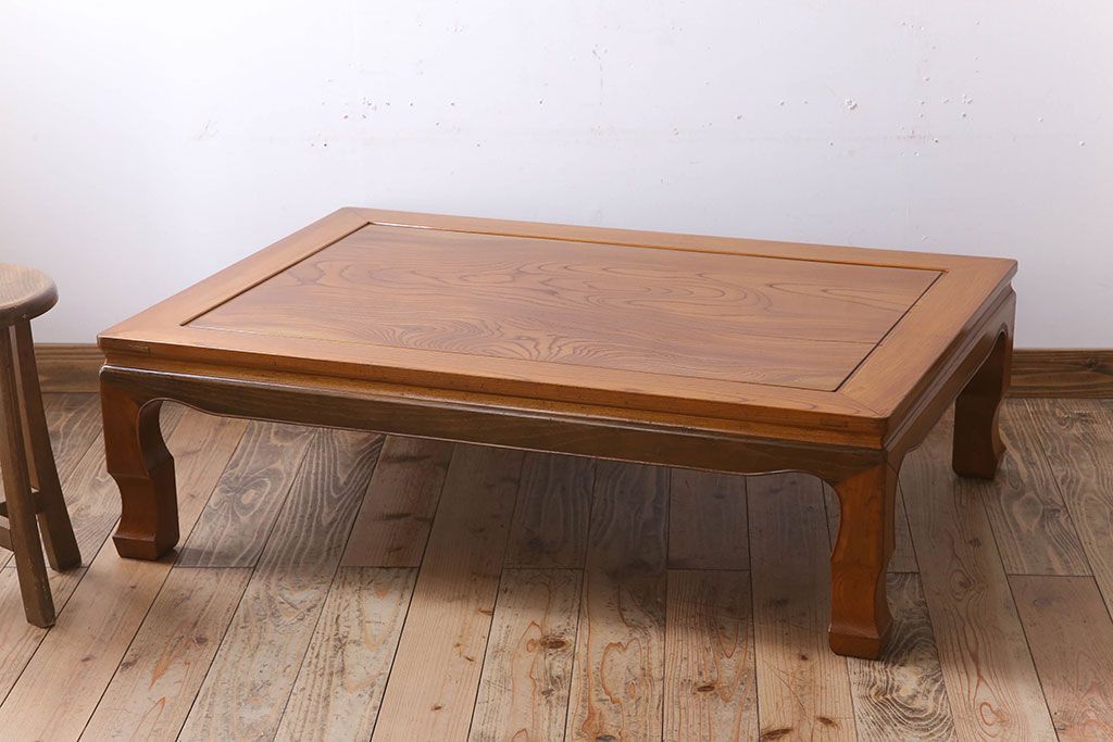 アンティーク家具　総欅材　和製アンティークの座卓(センターテーブル)