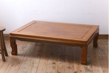 アンティーク家具　総欅材　和製アンティークの座卓(センターテーブル)