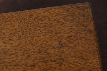 アンティーク雑貨　和製アンティーク　古いナラ材製の小さな花台(飾り台)