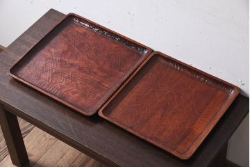 アンティーク雑貨　アンティーク　讃岐彫　古い松材の刳り貫き角盆2枚セット