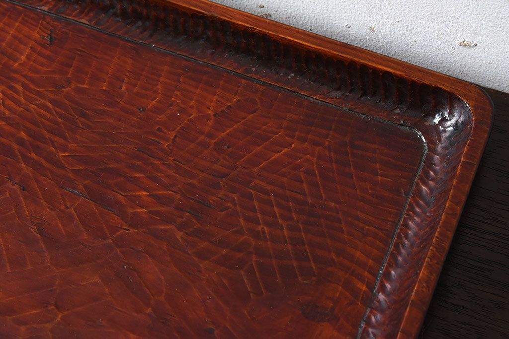 アンティーク雑貨　アンティーク　讃岐彫　古い松材の刳り貫き角盆2枚セット