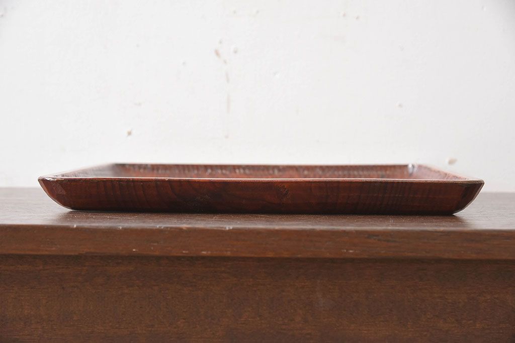 アンティーク　讃岐彫　古い松材のくり貫き角盆(四方盆)5枚セット　① 天然木製漆塗 讃岐彫 刳り貫き盆 会席膳 5客セット - 生活骨董