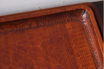 アンティーク雑貨　アンティーク　讃岐彫　古い松材の刳り貫き角盆2枚セット