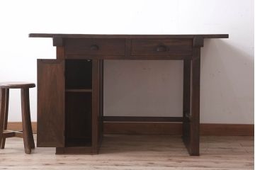 レトロ家具　両面使用可能!レトロな和製アンティークの大ぶりな片袖机(デスク)