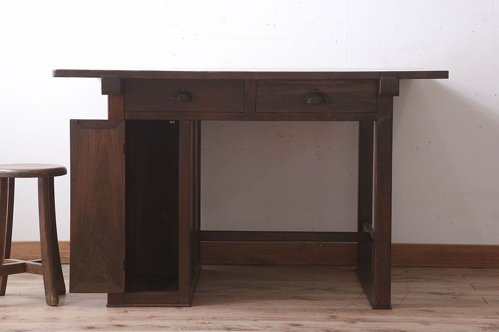 レトロ家具　両面使用可能!レトロな和製アンティークの大ぶりな片袖机(デスク)