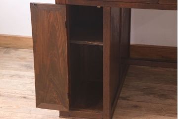 レトロ家具　両面使用可能!レトロな和製アンティークの大ぶりな片袖机(デスク)