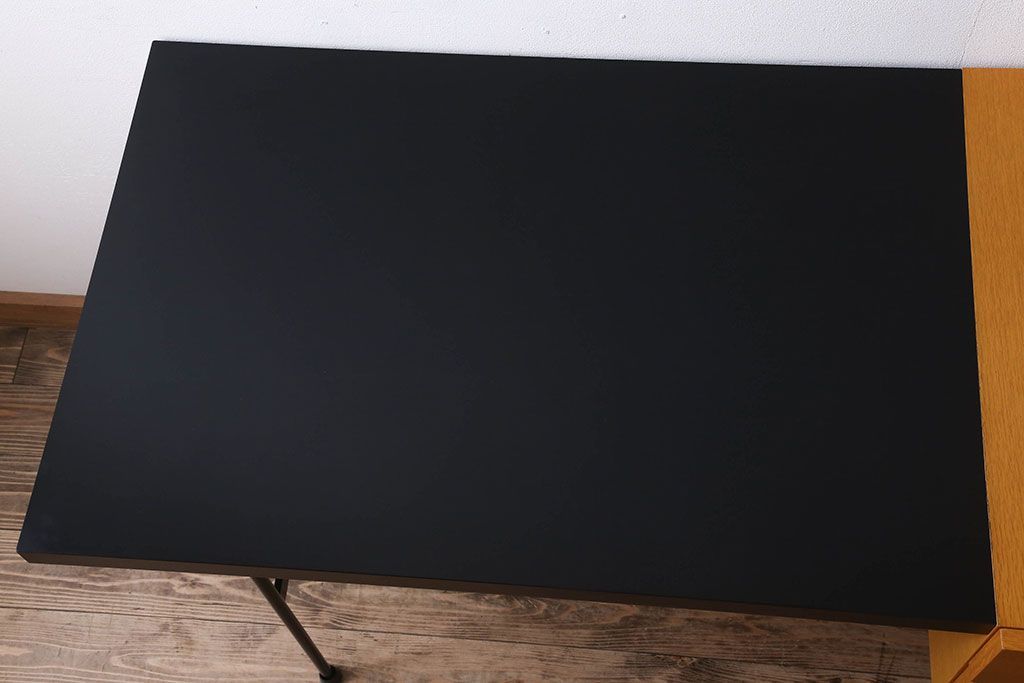 中古　METROCS(メトロクス)　Pierre Paulin(ピエール・ポラン)　デスク　オーク