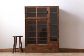 アンティーク家具　檜材　アンティーク　古い木味の大ぶりな収納棚