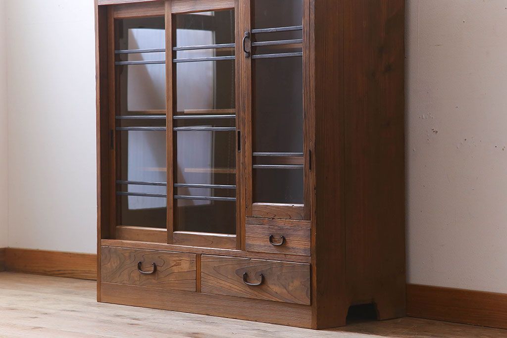 アンティーク家具　檜材　アンティーク　古い木味の大ぶりな収納棚