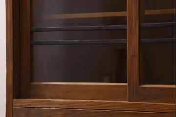 アンティーク家具　檜材　アンティーク　古い木味の大ぶりな収納棚