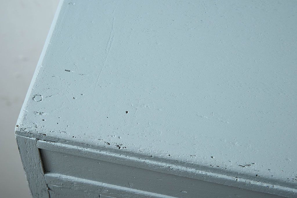 アンティーク家具　くすんだ水色ペイントの小さなアンティークライティングビューロー