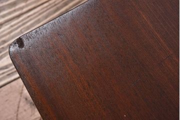 レトロ家具　栓材一枚板　レトロなアンティークちゃぶ台(飾り台)