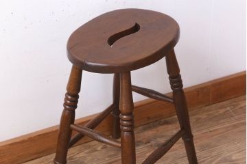 アンティーク家具　イギリスアンティークの上品な丸スツール(椅子、チェア)