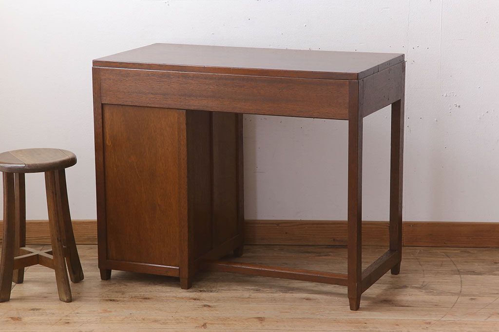 アンティーク家具　古い木製のシンプルなアンティーク薄型片袖机