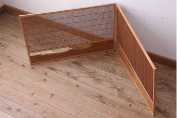 中古　杉材製の上品な衝立(パーテーション)