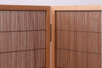 中古　杉材製の上品な衝立(パーテーション)