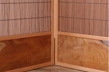 中古　杉材製の上品な衝立(パーテーション)