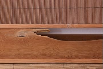 中古　杉材製の上品な衝立(パーテーション)