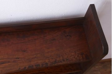 アンティーク家具　アンティーク　背の低い楔(くさび)式本棚(飾り棚・ディスプレイラック)(3)