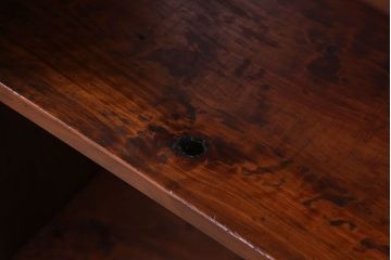 アンティーク家具　アンティーク　背の低い楔(くさび)式本棚(飾り棚・ディスプレイラック)(3)