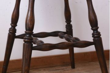 アンティーク家具　イギリスアンティーク　オーク材のカウンターチェア(1)