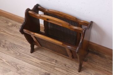 アンティーク雑貨　中古　カリモク家具　マガジンラック(2)