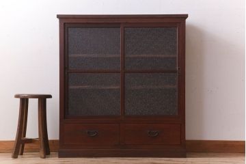 レトロ家具　ダイヤガラス引き戸　昭和レトロな収納棚
