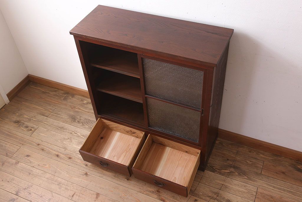 レトロ家具　ダイヤガラス引き戸　昭和レトロな収納棚