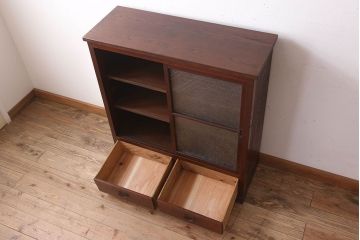 レトロ家具　ダイヤガラス引き戸　昭和レトロな収納棚