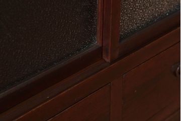 レトロ家具　ダイヤガラス引き戸　昭和レトロな収納棚