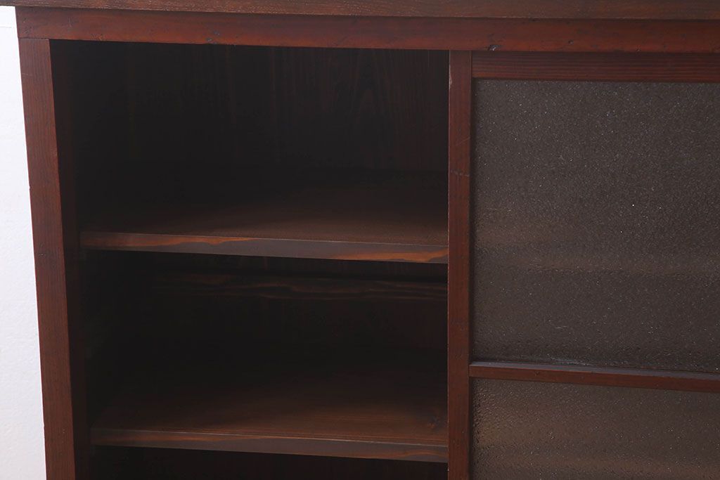 レトロ家具　ダイヤガラス引き戸　昭和レトロな収納棚