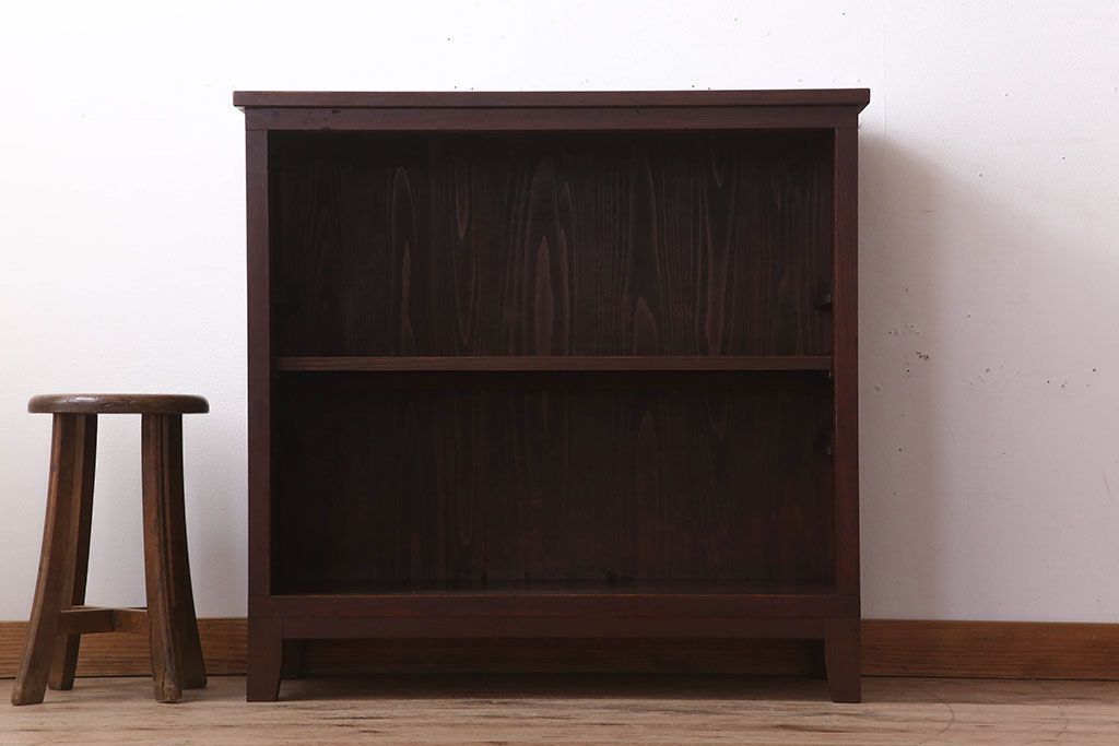 レトロ家具　脚付き　ダイヤガラス引き戸　昭和レトロな収納棚