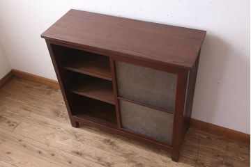 レトロ家具　脚付き　ダイヤガラス引き戸　昭和レトロな収納棚