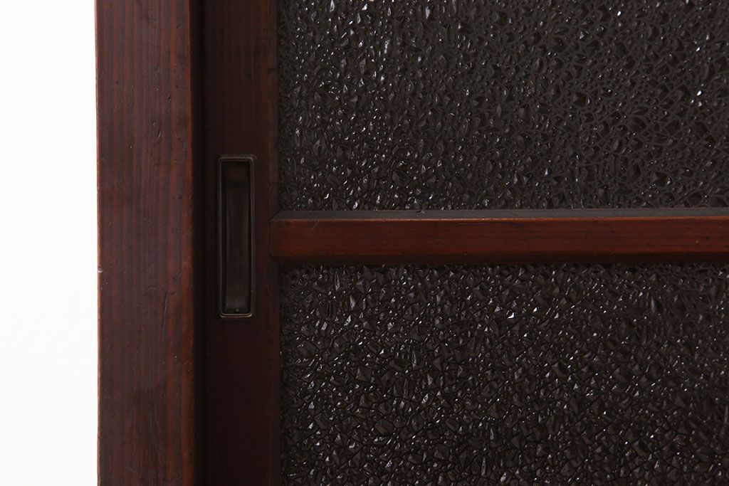 レトロ家具　脚付き　ダイヤガラス引き戸　昭和レトロな収納棚