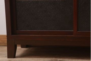レトロ家具　脚付き　ダイヤガラス引き戸　昭和レトロな収納棚