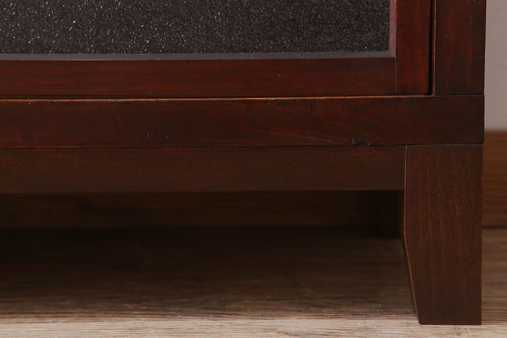 レトロ家具　脚付き　ダイヤガラス引き戸　昭和レトロな収納棚