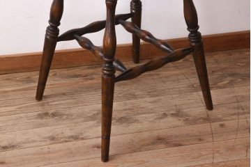 アンティーク家具　イギリスアンティーク　オーク材のカウンターチェア(2)