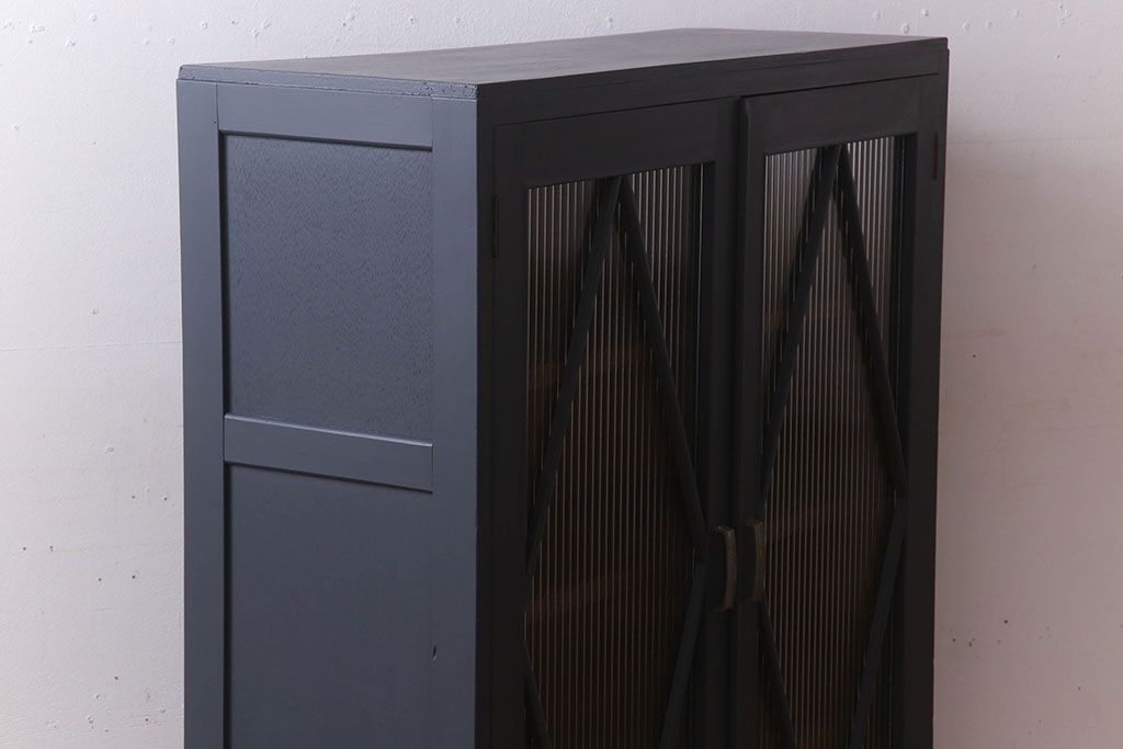 レトロ家具　モールガラス入り　菱型デザインのレトロな本箱(ブックケース)