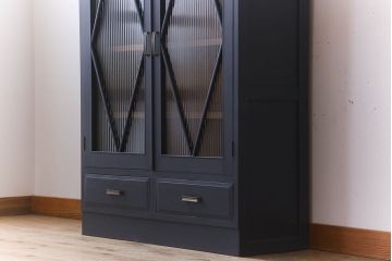 レトロ家具　モールガラス入り　菱型デザインのレトロな本箱(ブックケース)