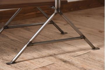 ラフジュオリジナル アイアンの薄型飾り棚【小】(陳列棚・アイアンラック)(1)