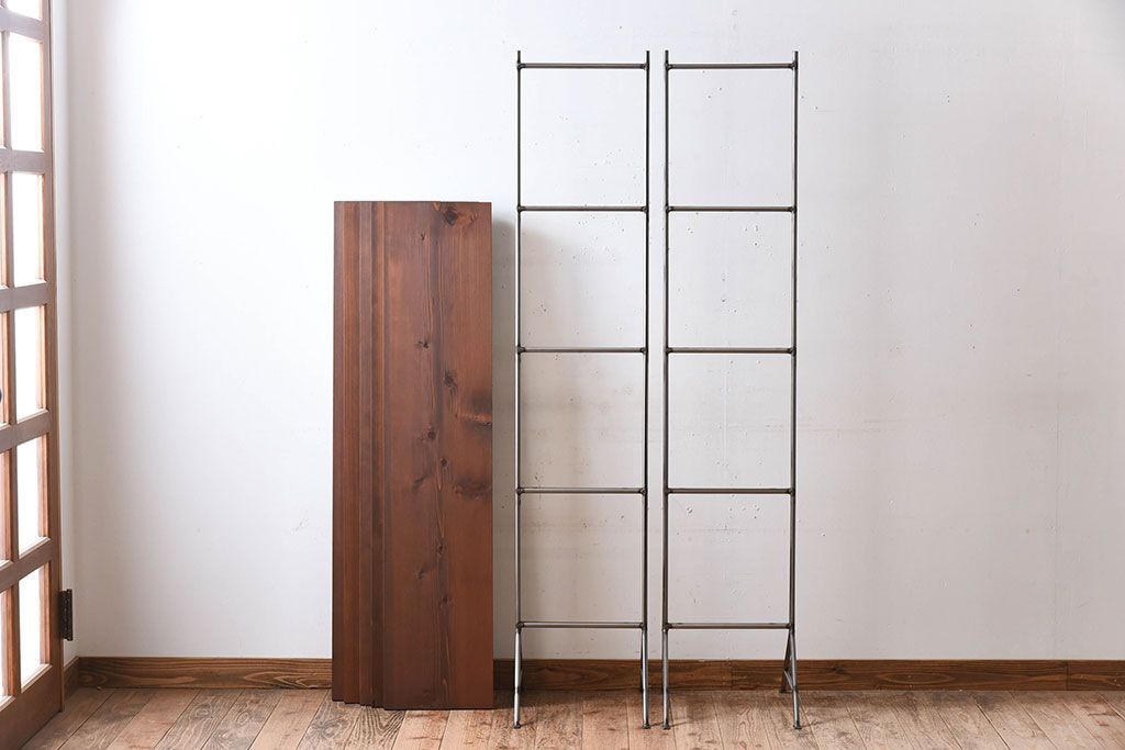 ラフジュオリジナル アイアンの薄型飾り棚【小】(陳列棚・アイアンラック)(1)