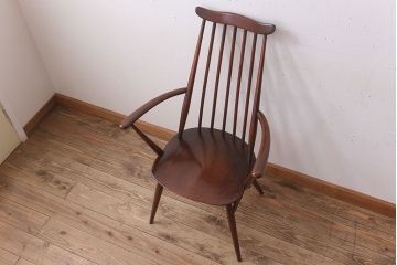 ヴィンテージ家具　イギリス　ERCOL(アーコール)　ビンテージ　ゴールドスミス　アームチェア