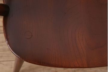 ヴィンテージ家具　イギリス　ERCOL(アーコール)　ビンテージ　ゴールドスミス　アームチェア
