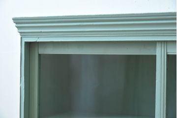 アンティーク家具　オリーブグリーンペイントの小さな収納棚