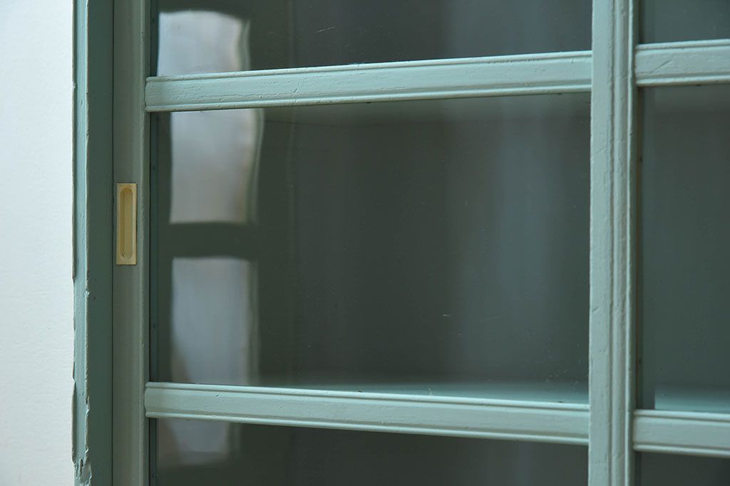 アンティーク家具　オリーブグリーンペイントの小さな収納棚