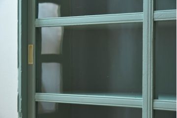 アンティーク家具　オリーブグリーンペイントの小さな収納棚